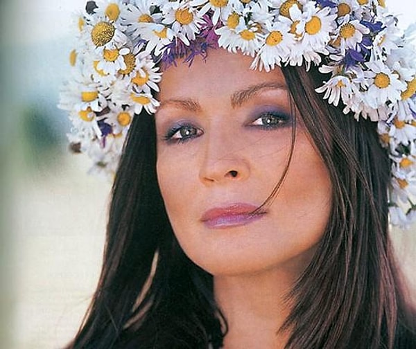 2. Шер и София Ротару