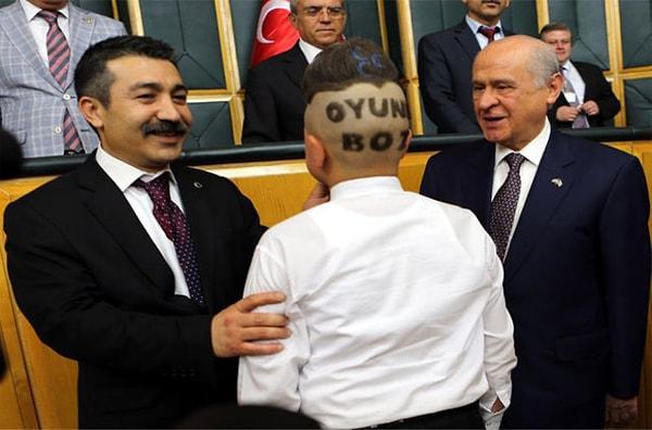 Berber Önkan daha önce de çırağının kafasına MHP'nin "Oyunu Boz" sloganını yazmıştı...