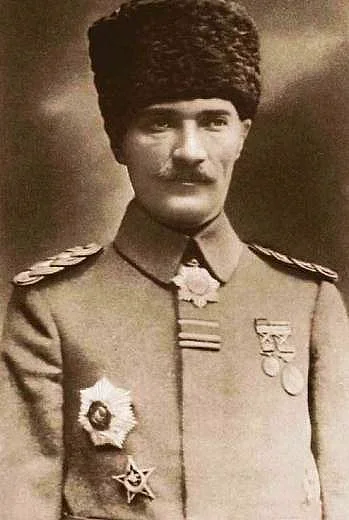 19 Mart 1916'da tuğgeneral oldu.