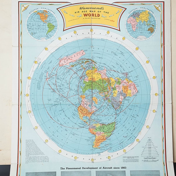 9. Также в коробке было обнаружено несколько карт.
