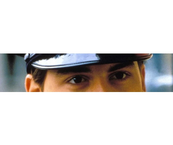 1. Что за персонаж представлен на этом кадре?