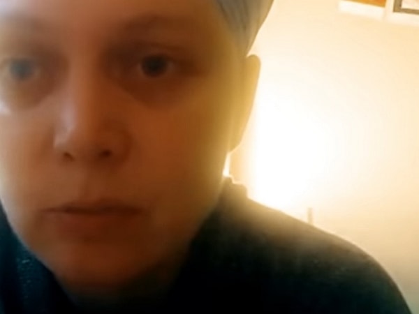 6. Другое видео, появившееся в сети, принадлежит Вере Воляк, которая тоже училась в "Лиге школ". В первый раз она его записала в 2014 году, но после того, как журналисты провели расследование, девушка предложила им заново ответить на их вопросы