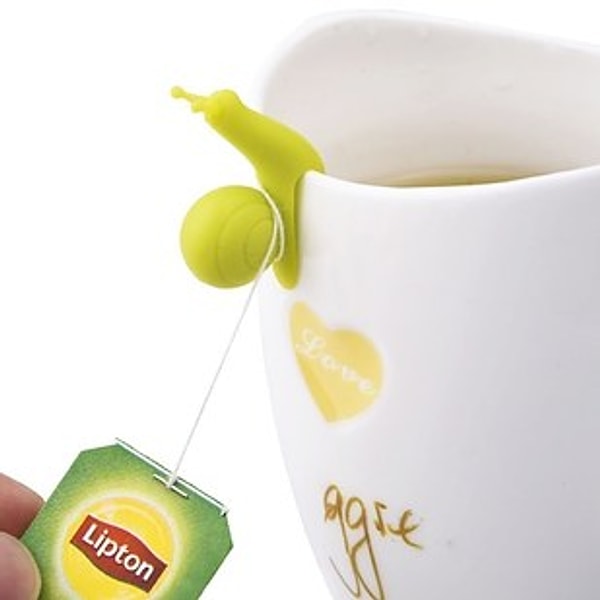 1. Остановите время, повесив чайный пакетик на яркую улиточку 🍵