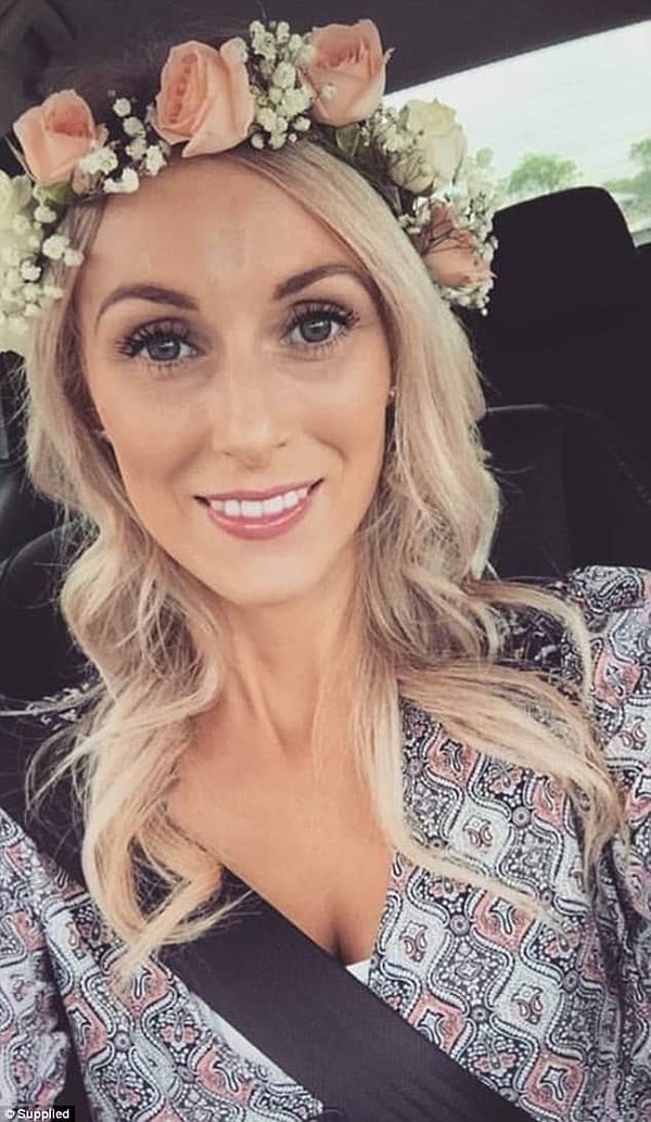 4. Но был и другой аспект, о котором Клэр не знала