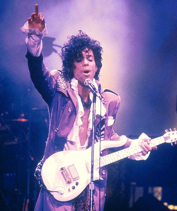 23. Prince, 1984 Purple Rain turuyla New York City'deki Ritz Club'da.