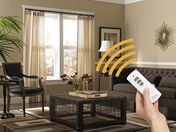 3. Пульт, управляющий занавесками