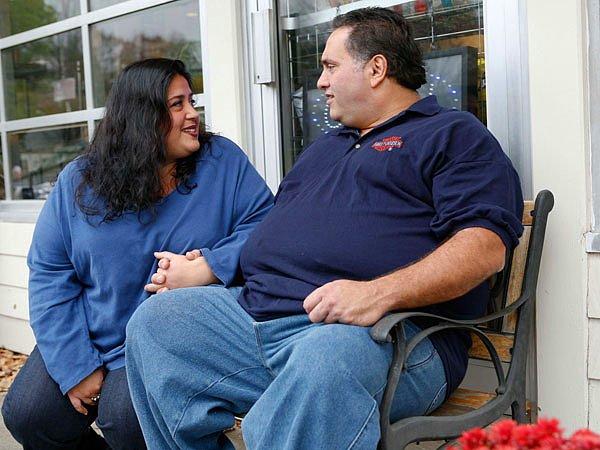 Ghaferi, obezite ameliyatının çiftlerin ilişkisini de olumsuz yönde etkileyebildiğini belirtiyor.
