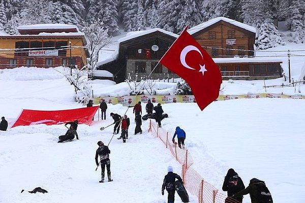 Şenlik, bugün Kayak Federasyonu tarafından 108 sporcunun katılımı ile düzenlenecek olan 2. Biatlon Türkiye Şampiyonası ile sona erecek.