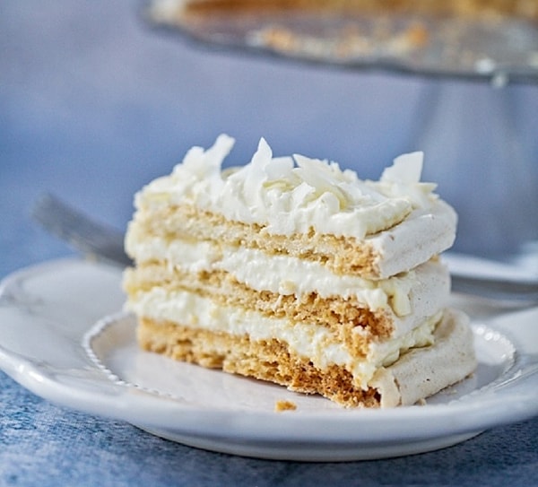 8. Торт "Рафаэлло"