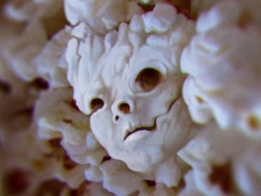 Sadece Nevrotik İnsanların Gördüğü Şeyleri Sen De Görecek misin?