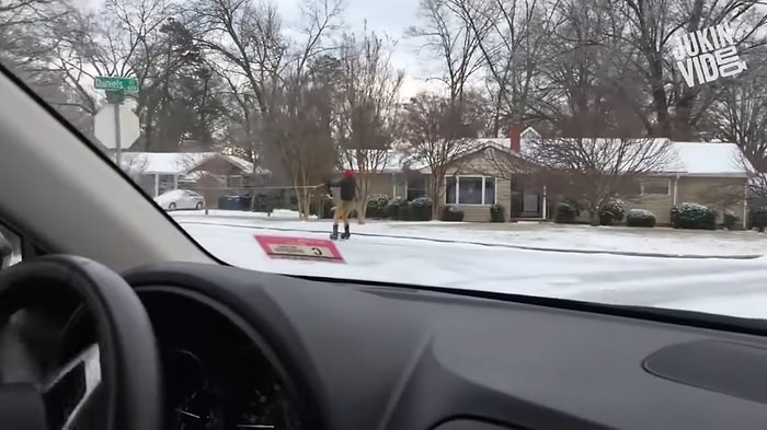 Araç Kullanırken Karşılaşılmış Aşırı İlginç 10 Durum