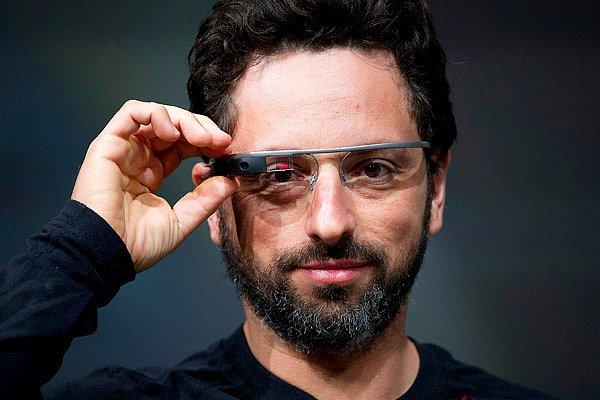 San Francisco Havalimanı'nda yeni kararnameye karşıt protestoya katılan Google eş-kurucusu Sergey Brin, "Bir mülteci olduğum için buradayım" dedi.