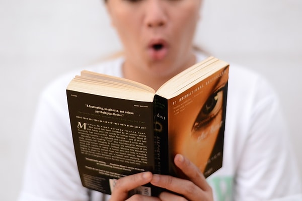 9. Читайте тексты вслух