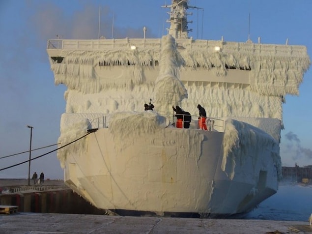 17. People who have to spend the winter on a ship
