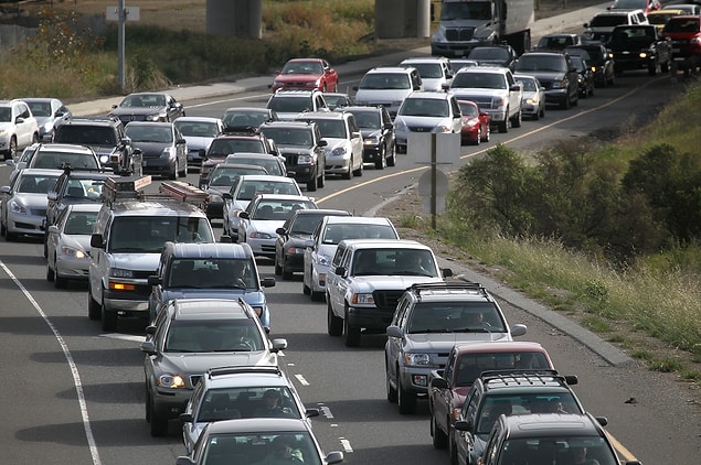 7. Daha fazla yol yapmak, trafik sorununu daha da artırır.