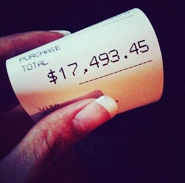 8. Небольшой шопинг их лечит от депрессии...