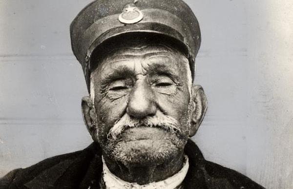 En uzun yaşayan kişilerden biri olan ve tam 160 yıl yaşayan kişinin ismi Zaro Ağa.