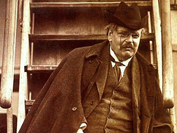 26. Gilbert K. Chesterton, yazar, şair ve filizof