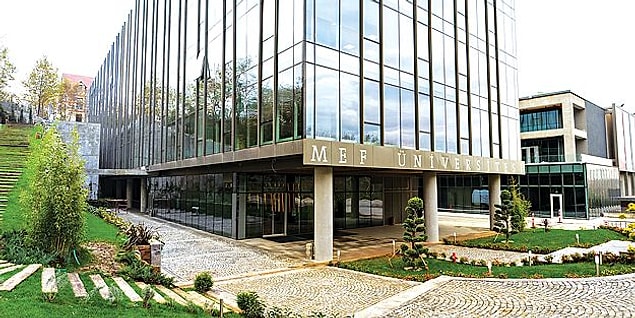 MEF Üniversitesi Eğitim Fakültesi Dekanı Prof. Dr. Mustafa Özcan'a göre ise öğretmen adaylarının sınavda düşük netler çıkarmasının üç temel sebebi var.