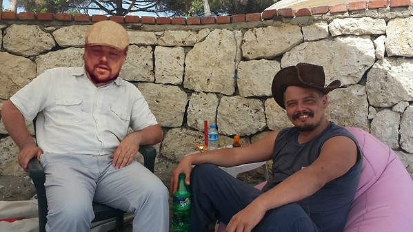 Nusret'te Emmi Gibi Takılan Leonardo DiCaprio'ya Photoshopçulardan 15 Komik Monte