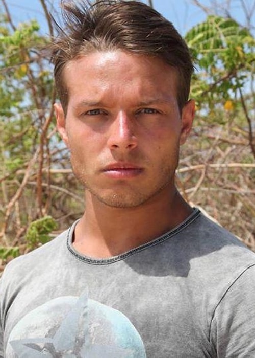 Ashley Stubbs (Luke Hemsworth) - Murat Ceylan