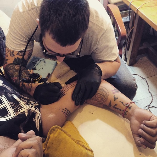 Эта книга "живая и будет путешествовать по всему миру".