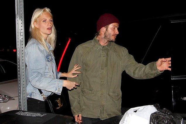 16. David Beckham ve ünlü model Poppy Delevigne, The Friend adlı kulüpten sarhoş halde çıkarken yakalandı.