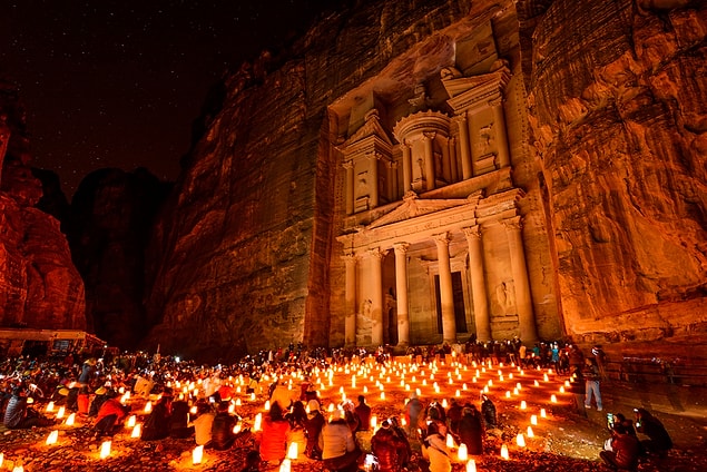 18. Petra