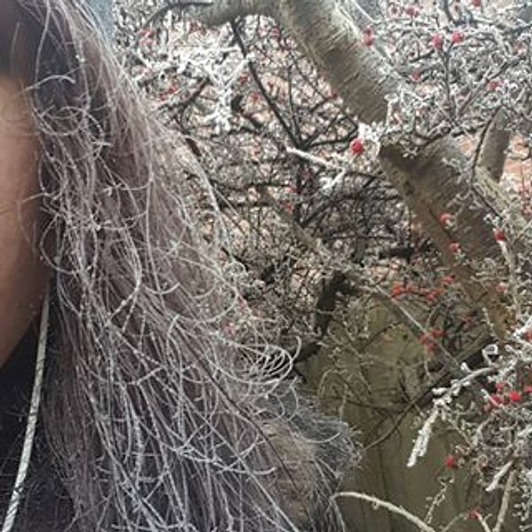 11. Kalın telli saçlar kış aylarında öyle hemencik kurumaz.