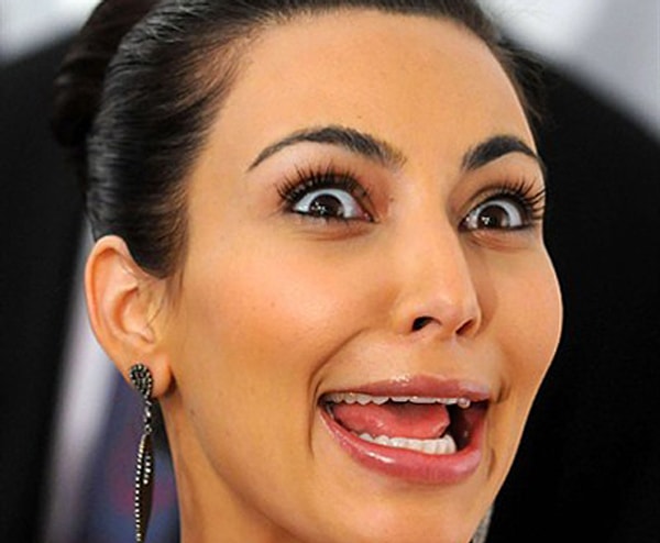 14. «Я очень веселый человек, но шутить могу только с близкими друзьями. Иногда я кажусь странной», — рассказала Ким Кардашян.