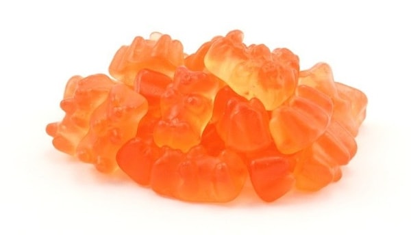 3. Несколько килограмм мармеладных мишек со вкусом игристого вина