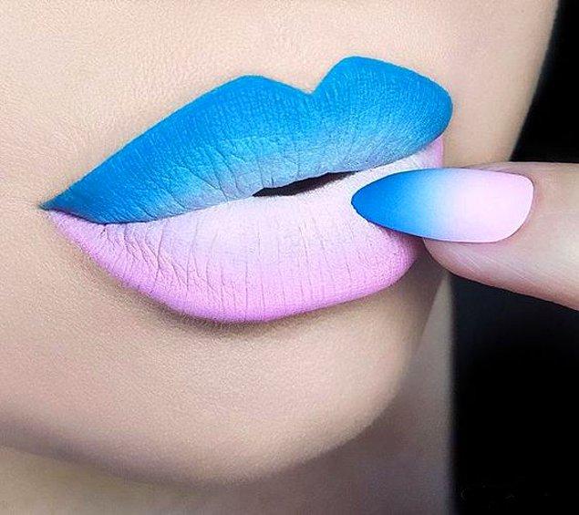 8- Alt dudağınızı maviyle uyacak bir renkle kombinleyebilirsiniz.