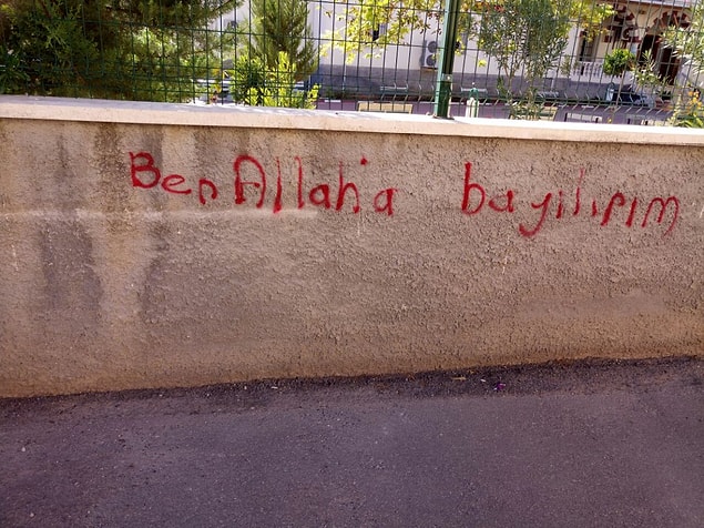 11. Allah'ı çok sevenlerin memleketi