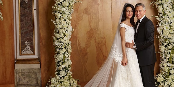 6. Их свадьба состоялась в конце сентября того же года.