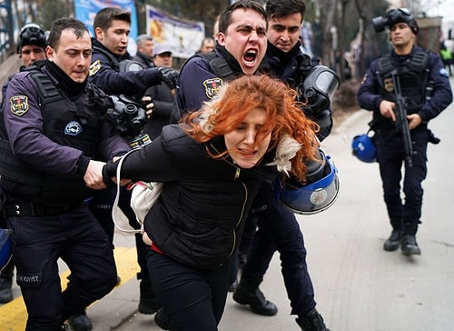 Reuters, polis kaynaklarına dayandırdığı haberinde, 12 kişinin gözaltına alındığını duyurdu.