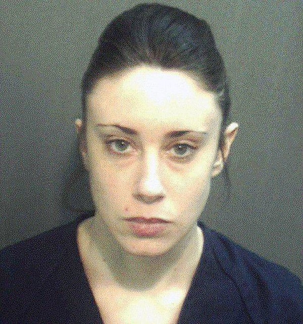 9. Латексная маска Кейси Энтони