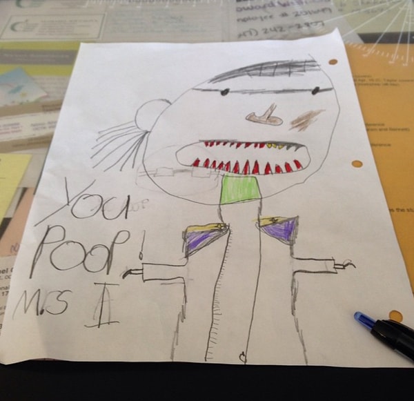 9. Получать от учеников свои автопортреты: