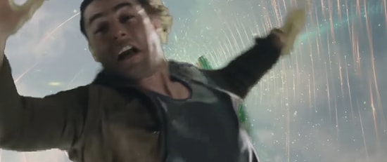 Tom Cruise'u Filmden Filme Düşüren Eğlenceli Video