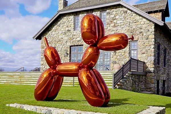 5. Jeff Koons: Balloon Dog (Orange), 1994-2000