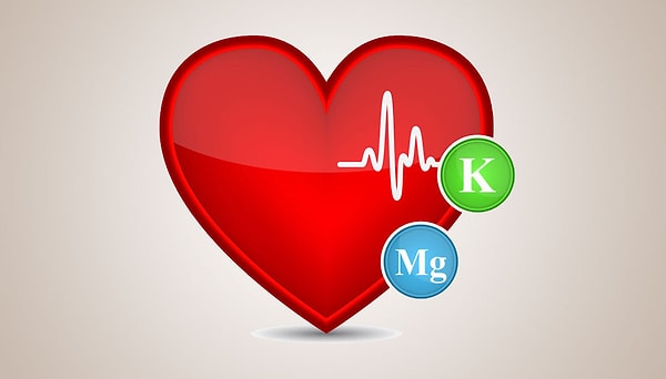 2. Вода с лимоном - отличный источник калия