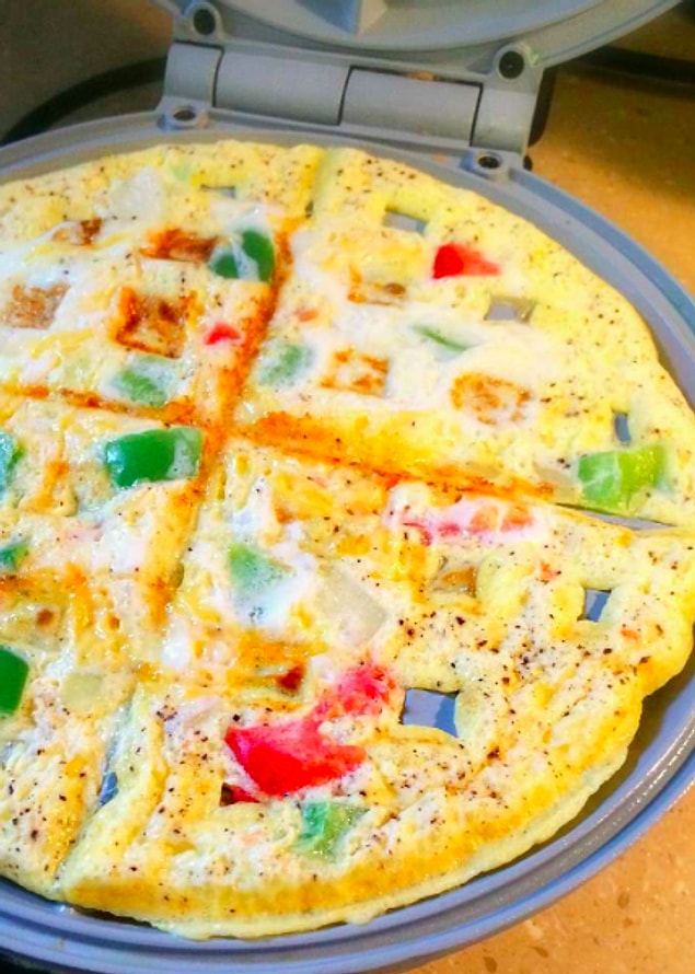 1. Omletin Waffle Hali