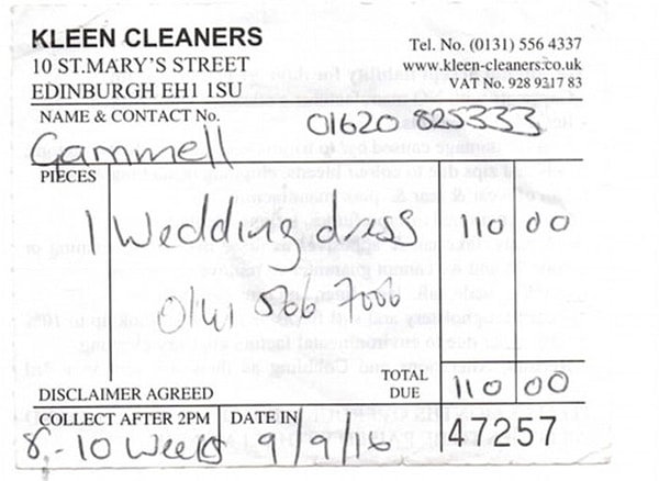 2. После свадьбы она отнесла платье в химчистку Kleen Cleaners в Эдинбурге