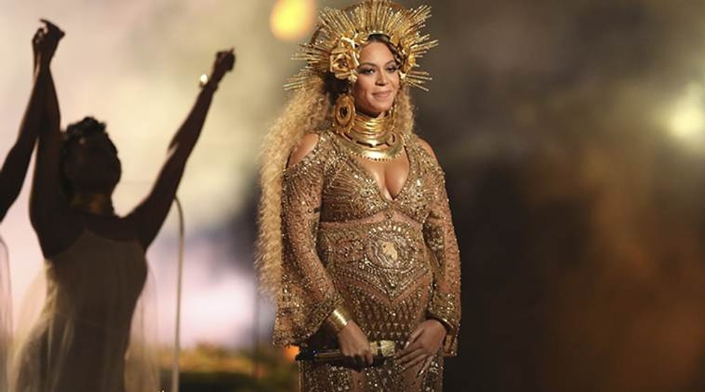 Beyonce'den 2017 Grammy Gecesine Damga Vuran Performans