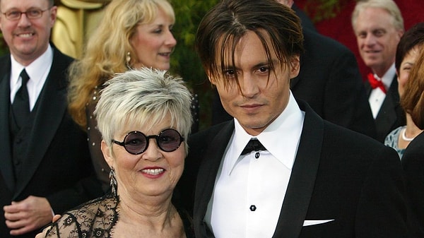 15. Johnny Depp ve annesi Betty Sue