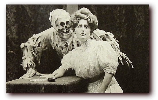 8 шокирующих примеров викторианской моды, которые заставят вас пересмотреть понятия о красоте