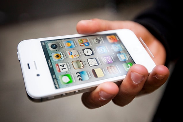 15. Ve 2010 yılından 2 soruyla testimizi bitirelim. iPhone 4, 2010 yılında piyasaya çıktı. Türkiye için satış fiyatını hatırlayabilecek misin?