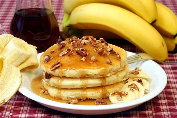 7. Банановые оладьи.