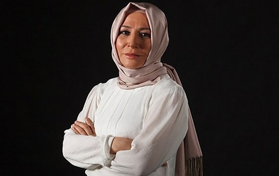 Elif Çakır 'Bu Yetkiler Bir Süre İçin Sadece Erdoğan'a Verilsin' Dedi ve Ekledi: 'Bir Düşünün Bunu'