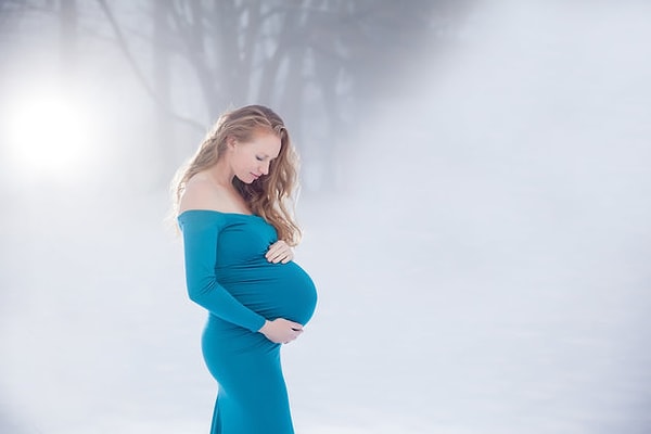 8. Мама ребят считает, что на фото запечатлена особая связь детей друг с другом.