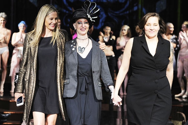 Такой модный показ действительно достоин восхищения 👍